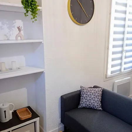 Joli Avec Balcon Proche Gare Apartamento Perpiñán