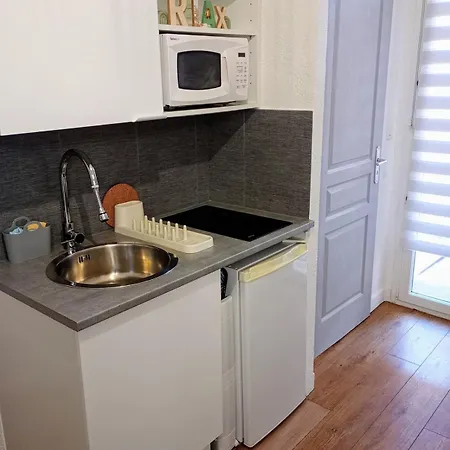 Apartment Joli Avec Balcon Proche Gare